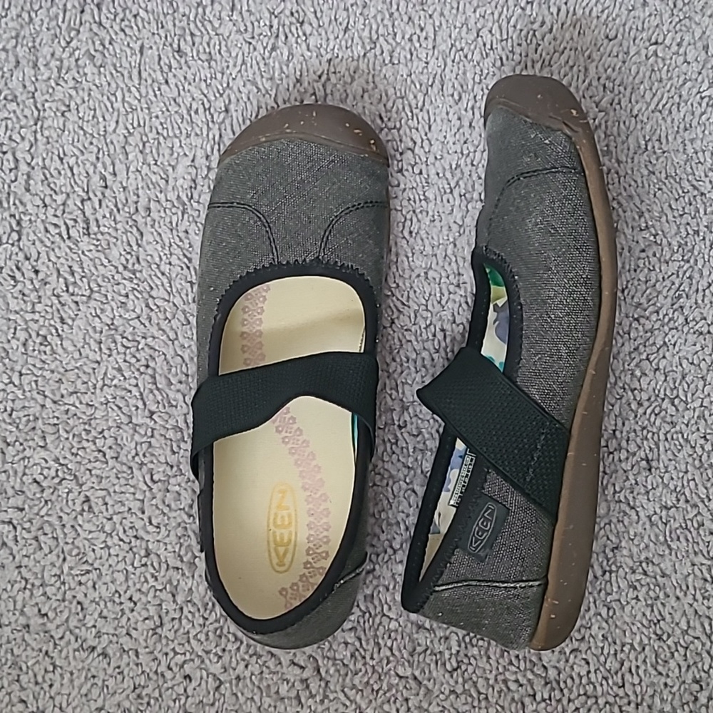 Keen Black Canvas Mary Jane's